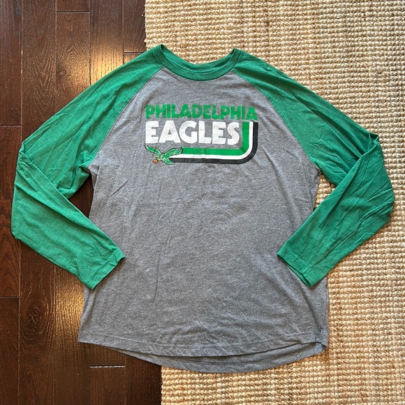 Fanatics Shirts Fanatics Philadelphia Eagles Longsleeved Tshirt